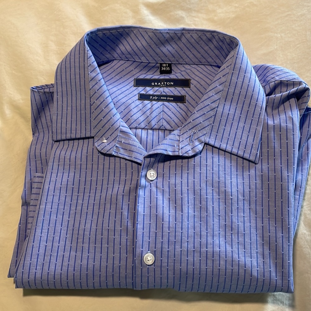 Men’s Blue long sleeve Pinstripe No Iron dress shirt